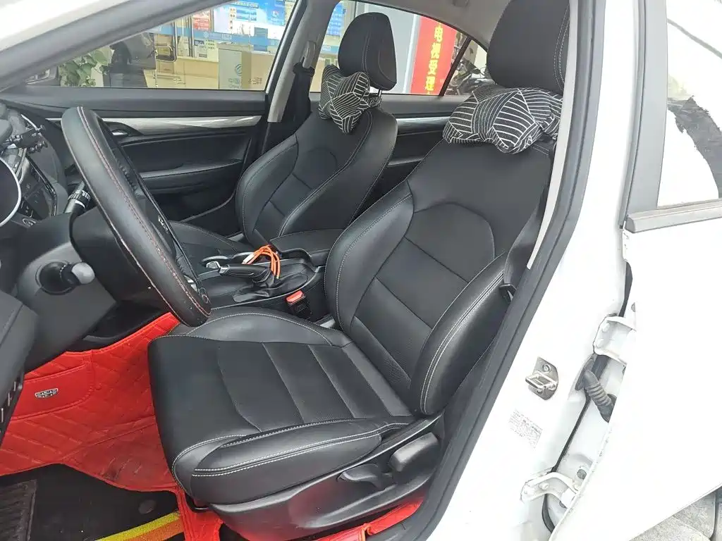 Geely Emgrand — миниатюра 11