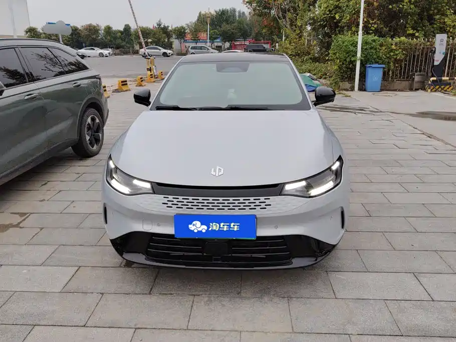 Leapmotor Leapmotor C01 — миниатюра 2