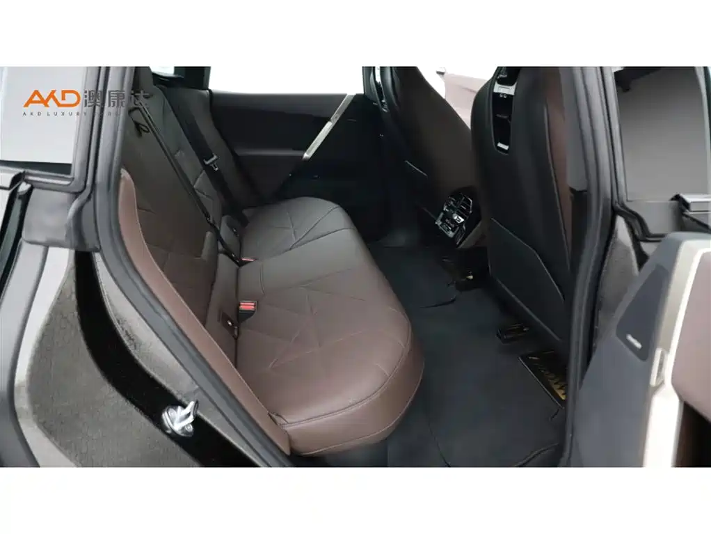BMW iX — миниатюра 8