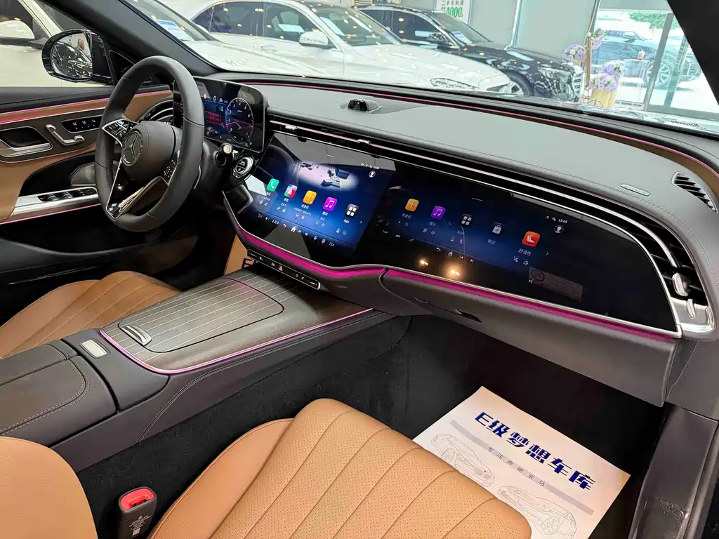 Mercedes-Benz E-Class — миниатюра 15