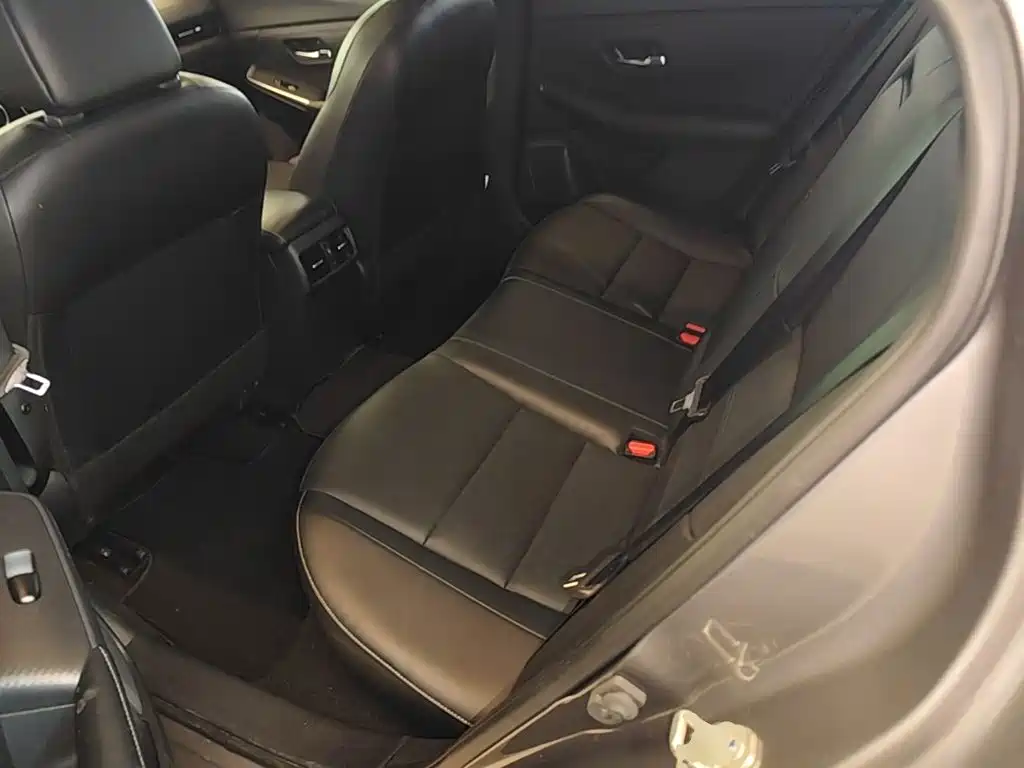 Nissan Sylphy — миниатюра 17