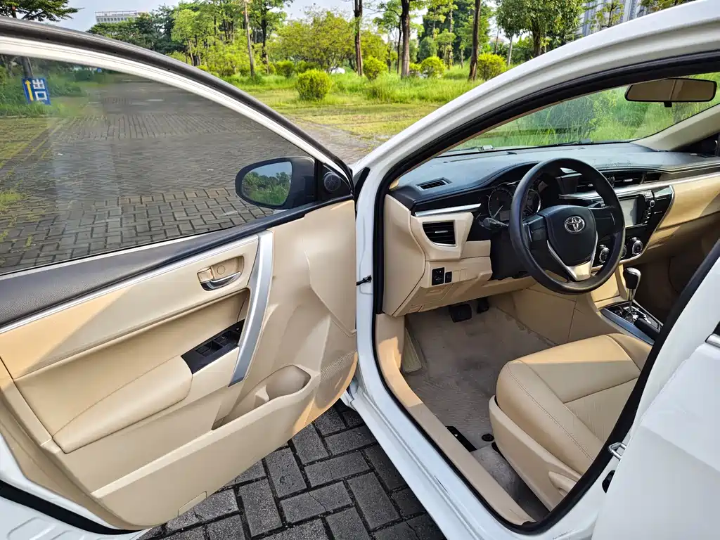 Toyota Corolla — миниатюра 13