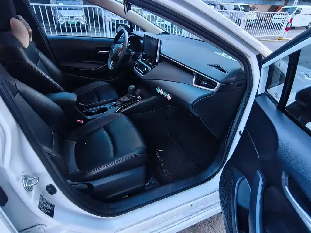 Toyota Corolla — миниатюра 4