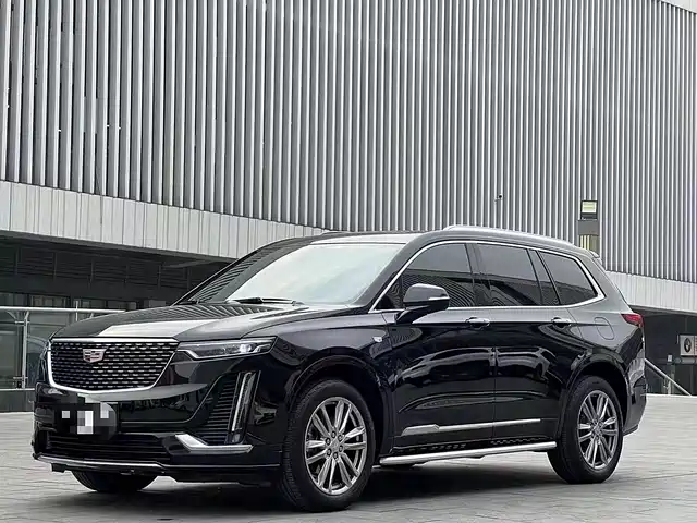 CADILLAC XT6