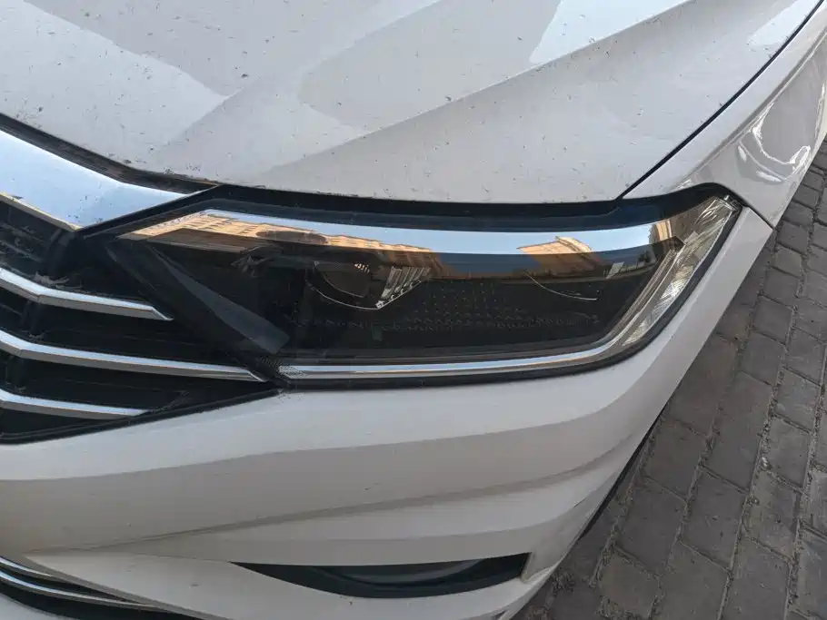 Volkswagen Sagitar — миниатюра 5