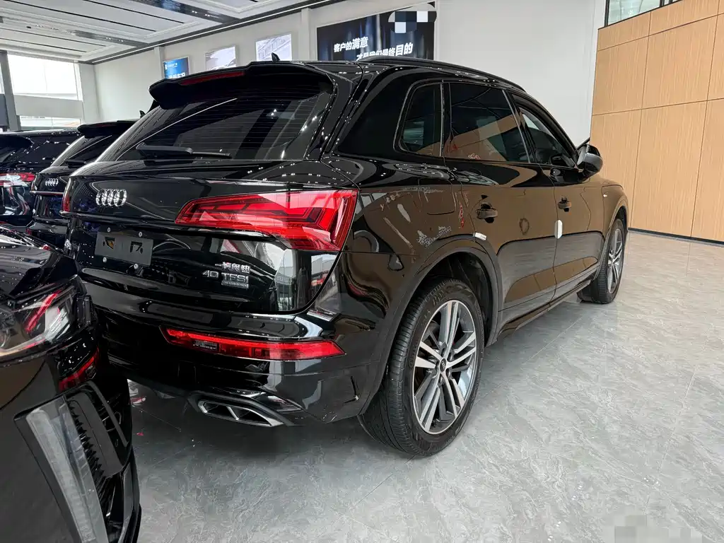 Audi Q5L 2022 40T Luxury