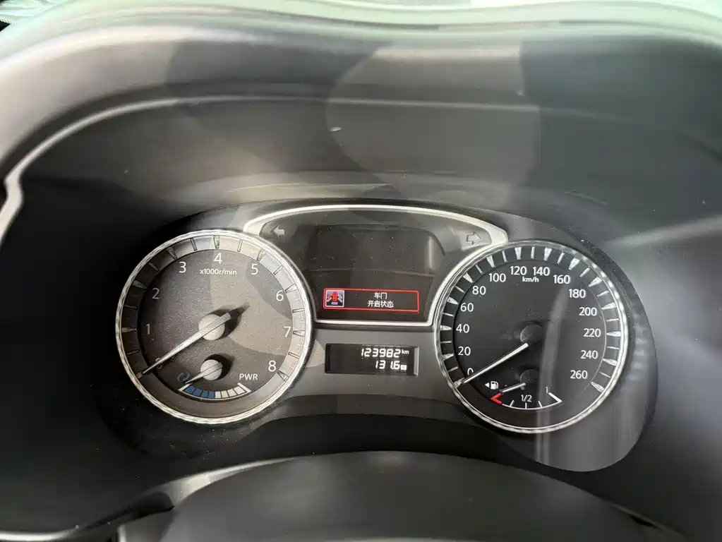 Infiniti QX60 (Import) — миниатюра 7