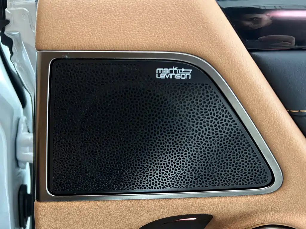Lexus ES — миниатюра 13