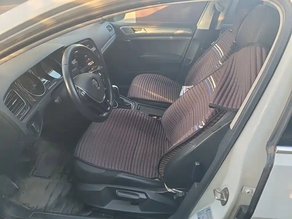 Volkswagen Golf — миниатюра 16