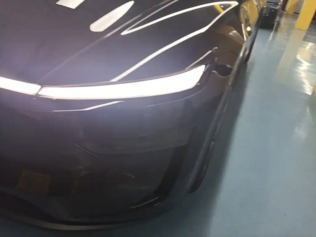 Tesla Model Y L — миниатюра 24