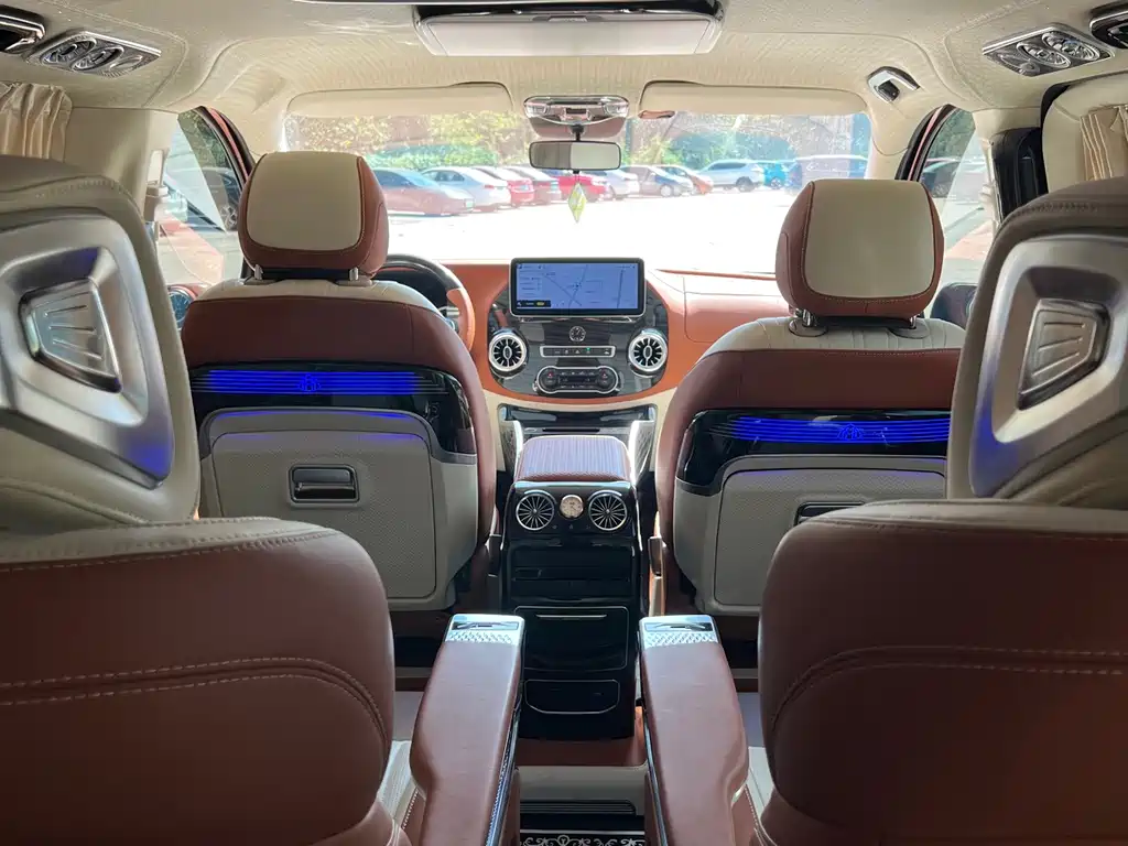 Mercedes-Benz Vito — миниатюра 6