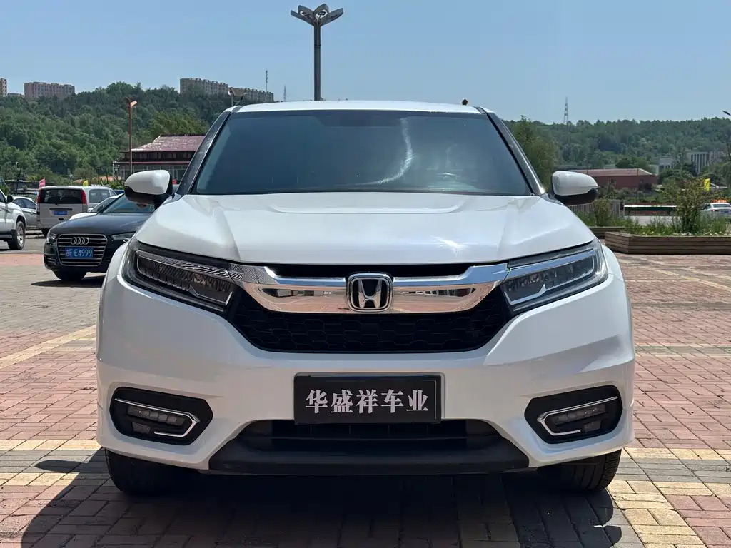 Купить Honda Avancier