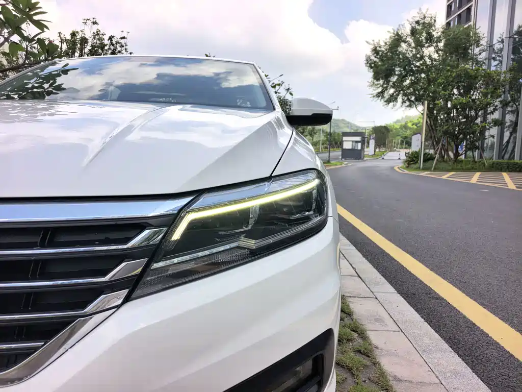 Volkswagen Lavida — миниатюра 7