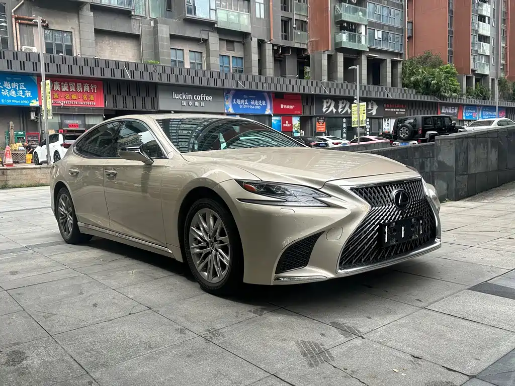 Lexus LS 2018 350 Luxury V