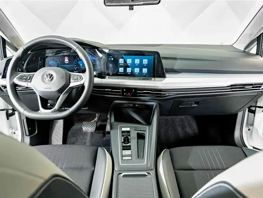 Volkswagen Golf — миниатюра 12