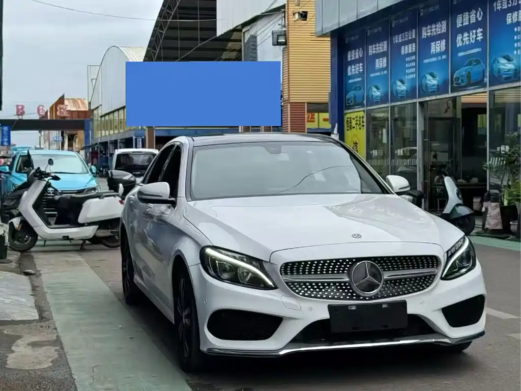 Mercedes-Benz C-Class — миниатюра 3