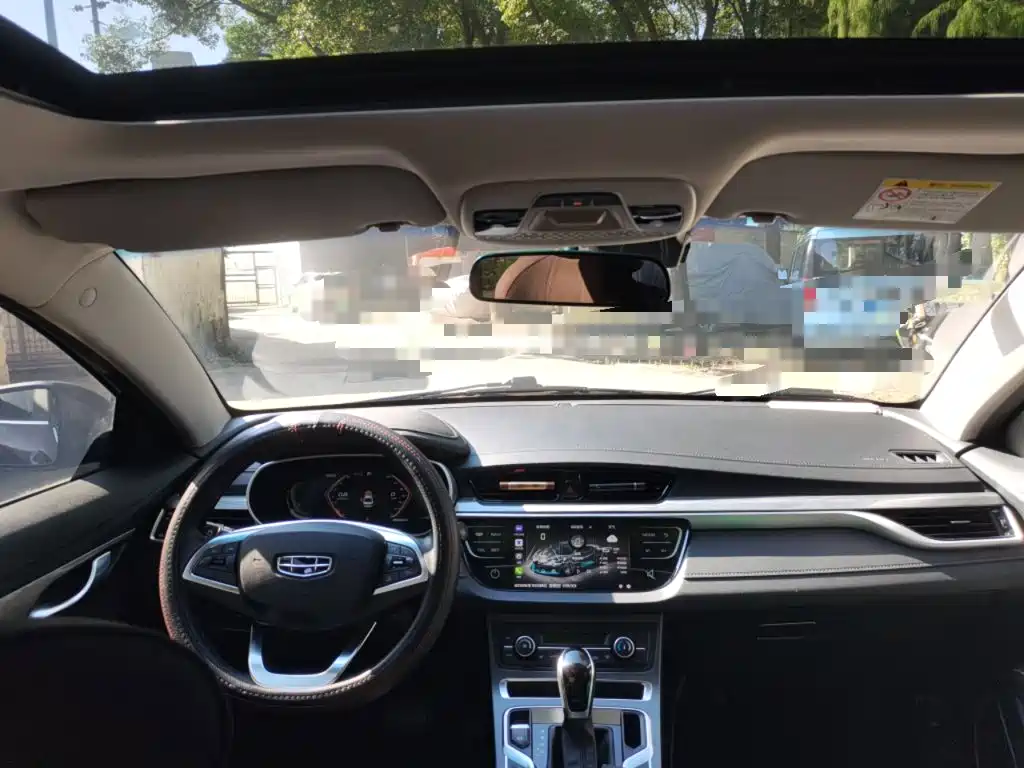 Geely Emgrand — миниатюра 21