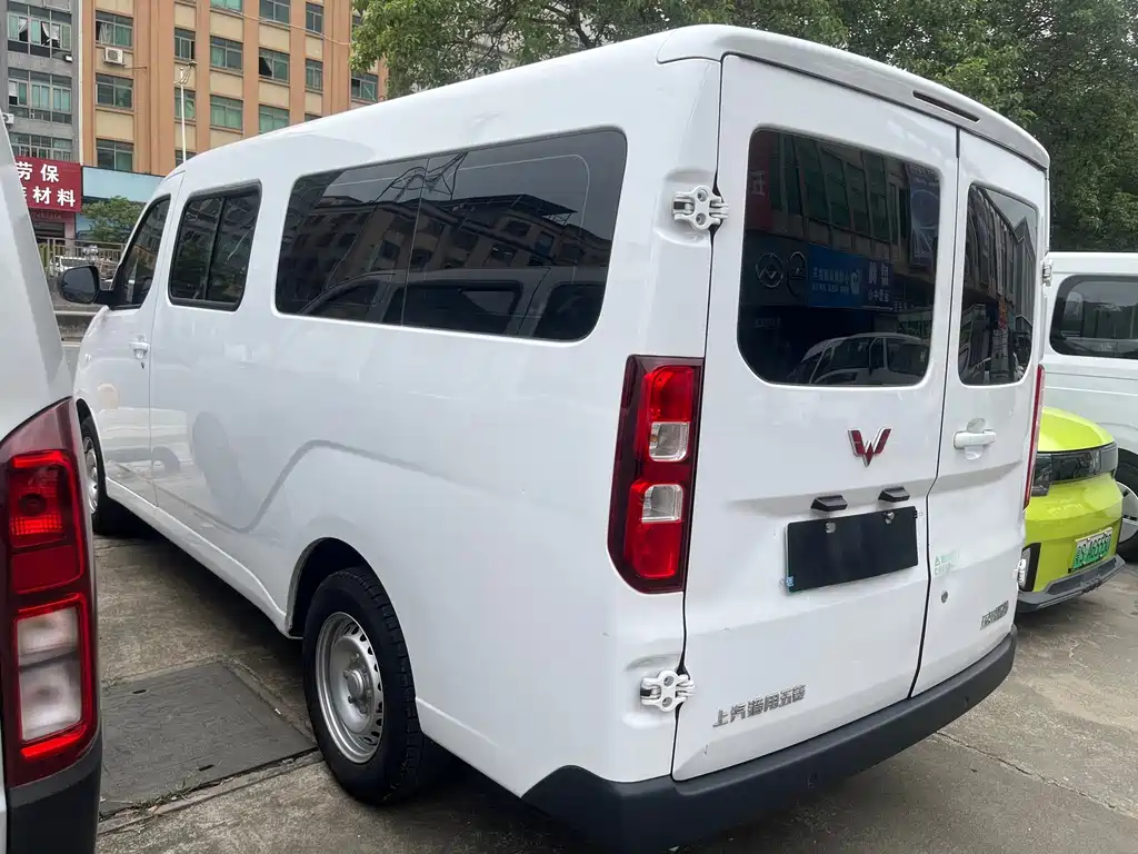 Wuling Yangguang — миниатюра 7