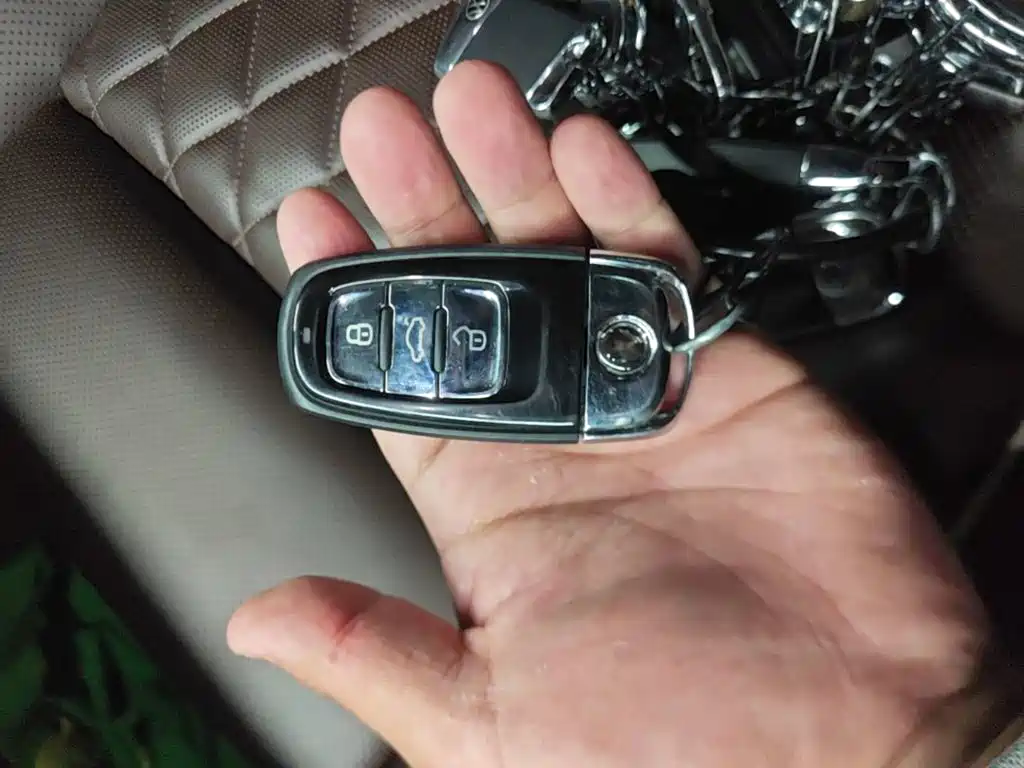 Volkswagen Phideon — миниатюра 9