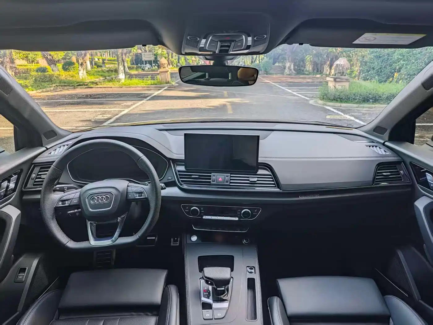 Audi Q5L id 4589488 из Китая 12
