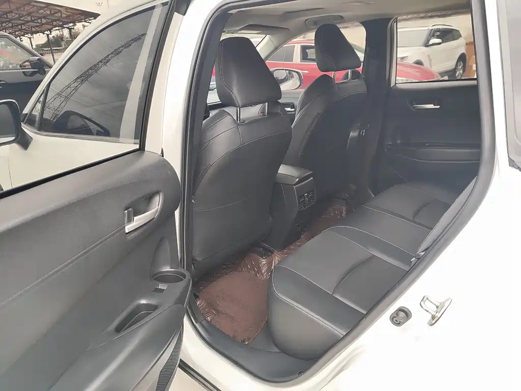 Toyota Frontlander - фото 10