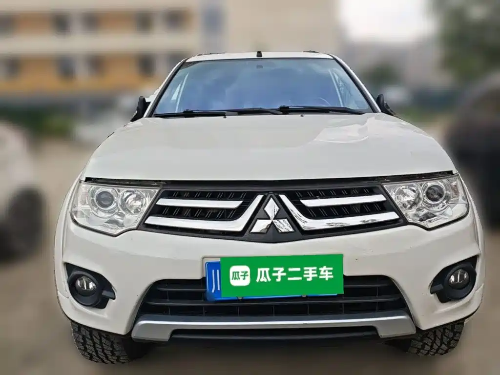 Mitsubishi Pajero Sport — миниатюра 2