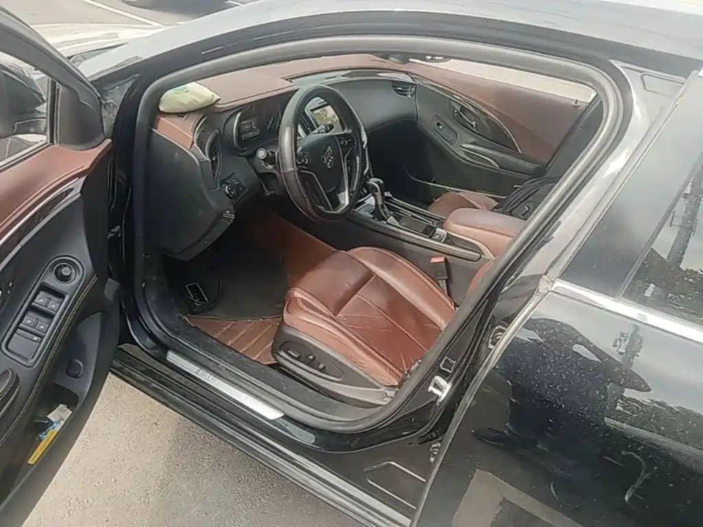 Buick LaCrosse — миниатюра 21