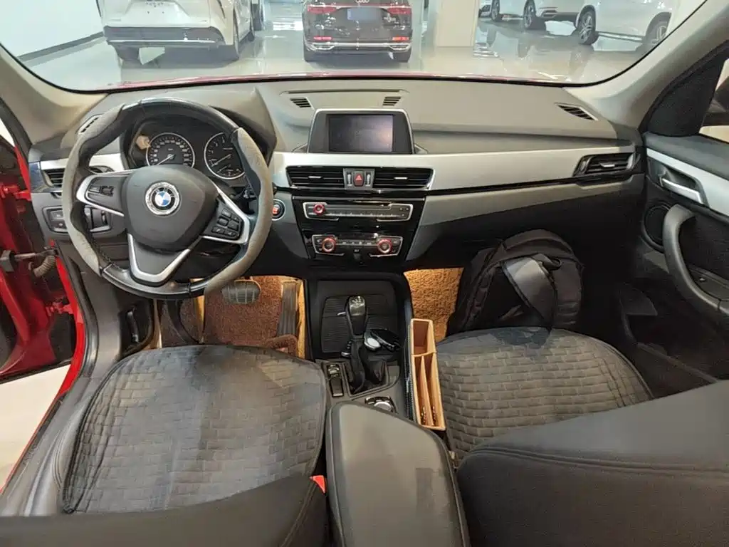 BMW X1 — миниатюра 10