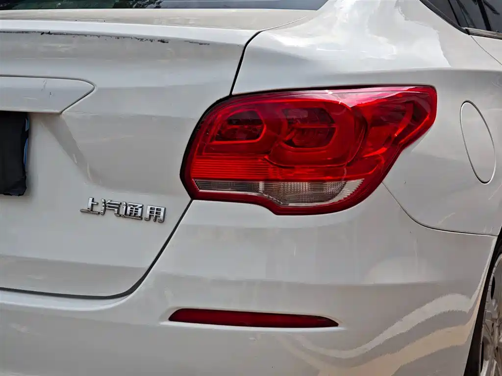 Chevrolet Cavalier 2019 320 AT