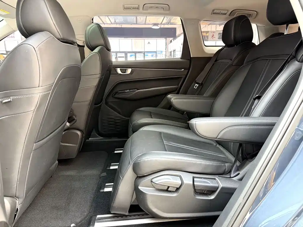 Wuling Victory — миниатюра 5