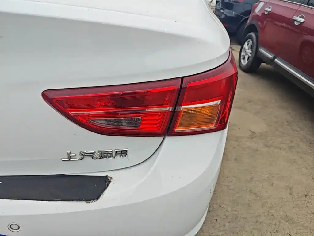 Buick Verano — миниатюра 8