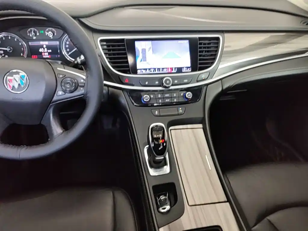 Buick LaCrosse — миниатюра 13