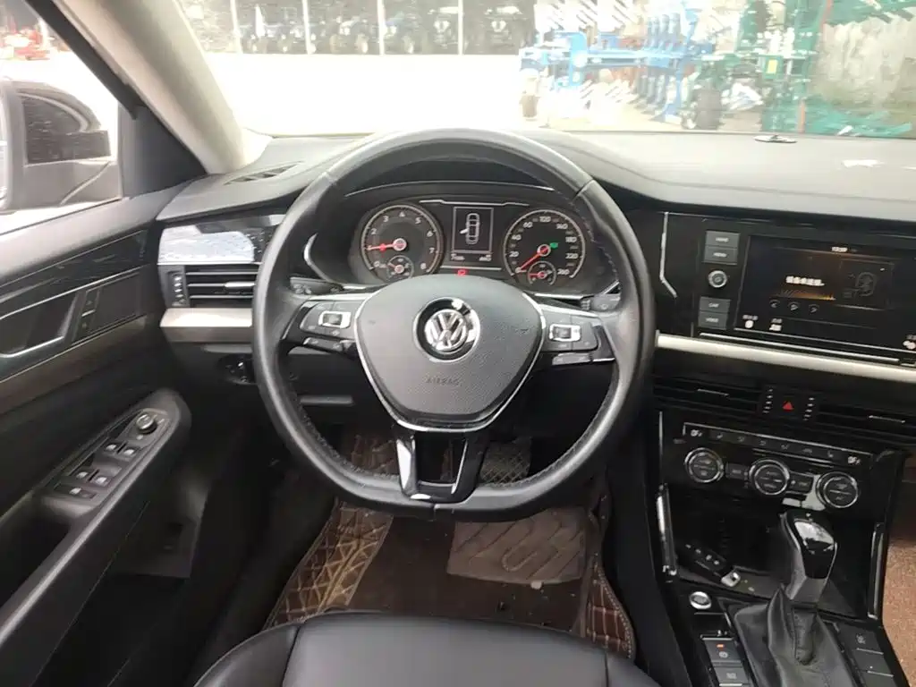 Volkswagen Passat — миниатюра 11
