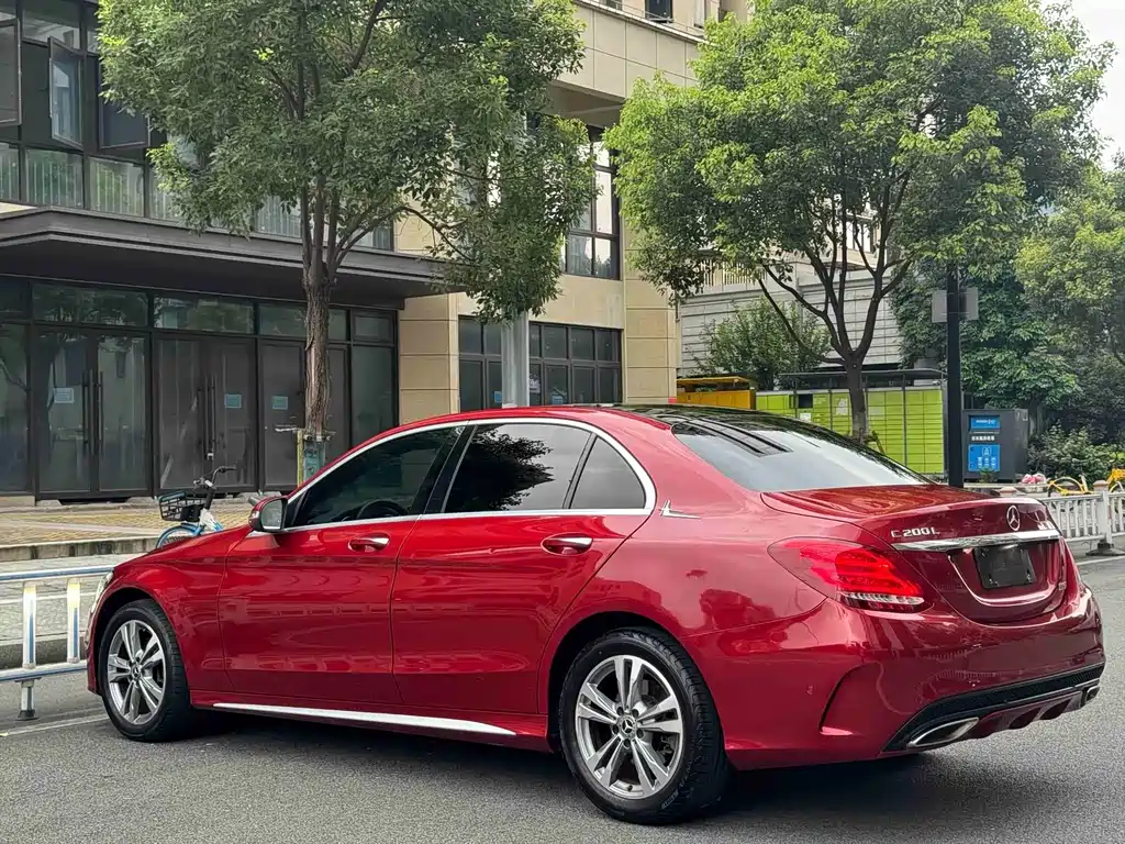 Mercedes-Benz C-Class — миниатюра 9