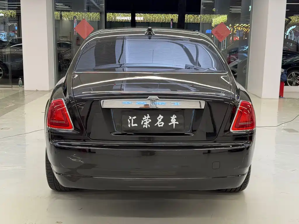 Rolls-Royce Ghost — миниатюра 10