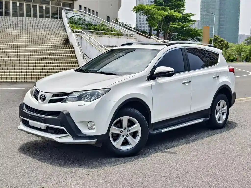 Купить Toyota RAV4