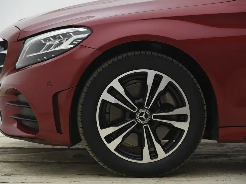 Mercedes-Benz C-Class — миниатюра 15