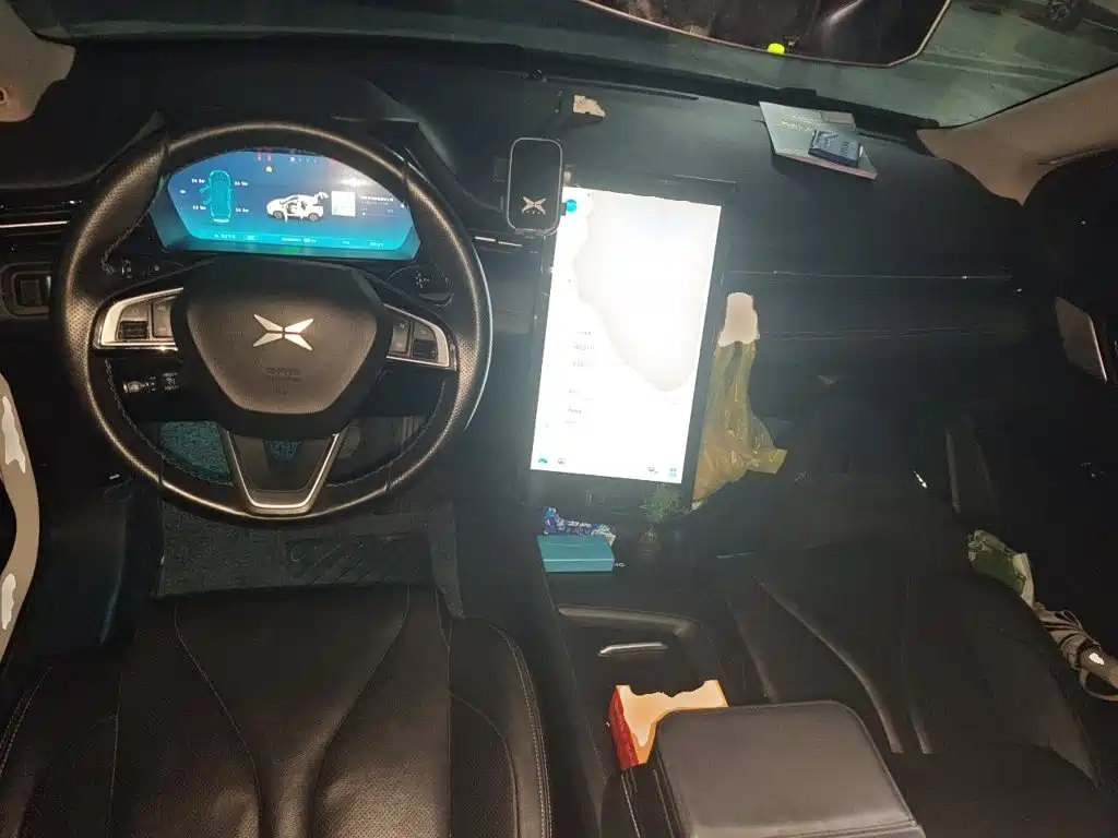 XPeng G3 — миниатюра 10