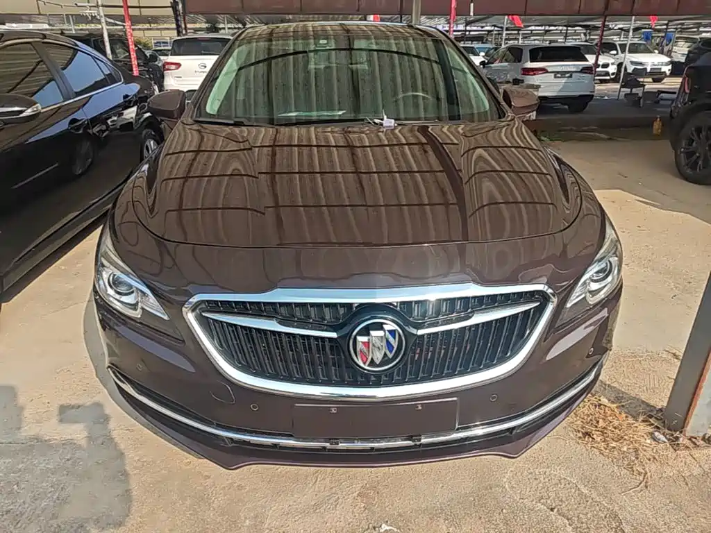 Buick LaCrosse — миниатюра 3