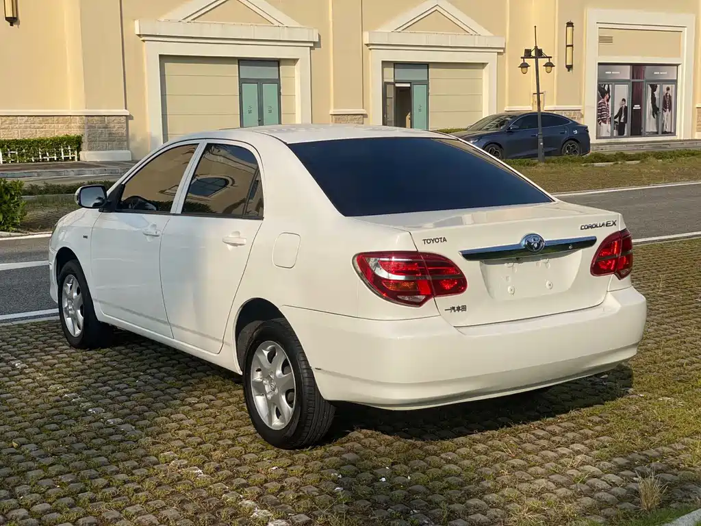 Toyota Corolla — миниатюра 9