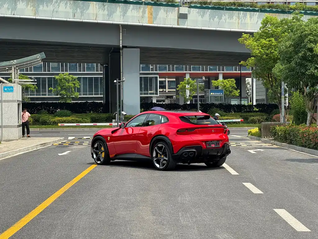 Ferrari Purosangue — миниатюра 6