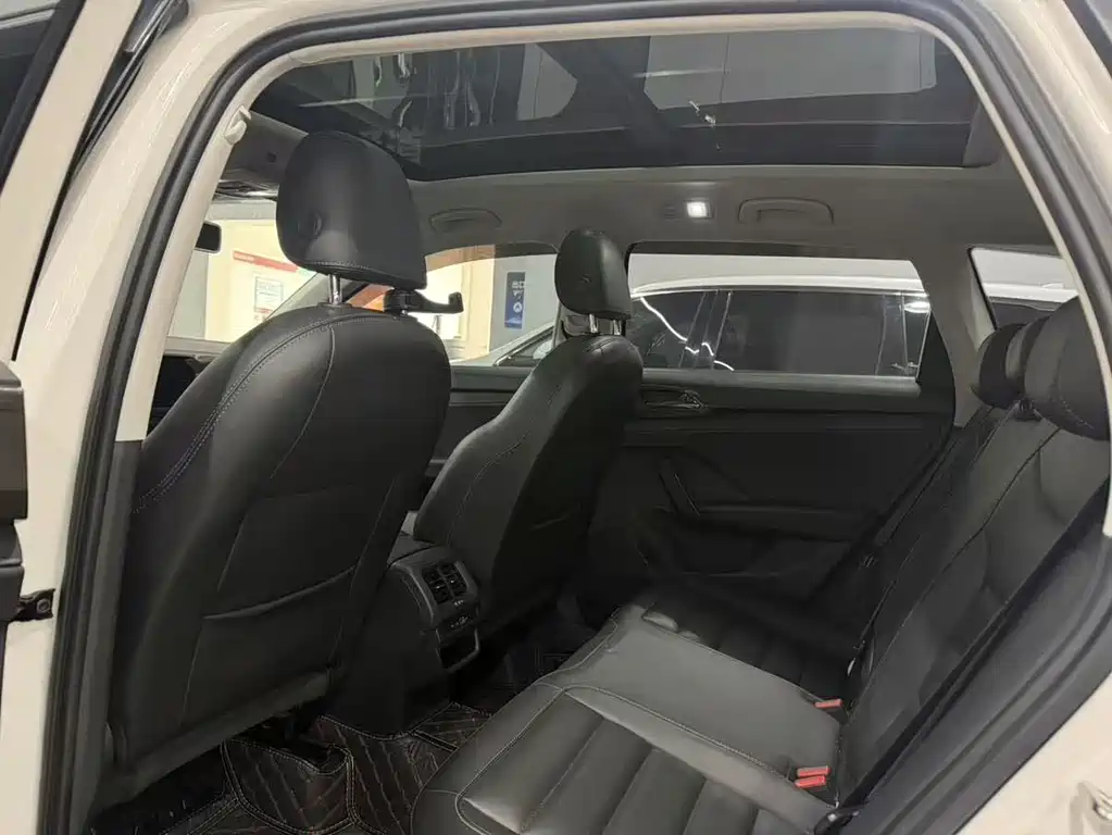 Volkswagen Tharu — миниатюра 7