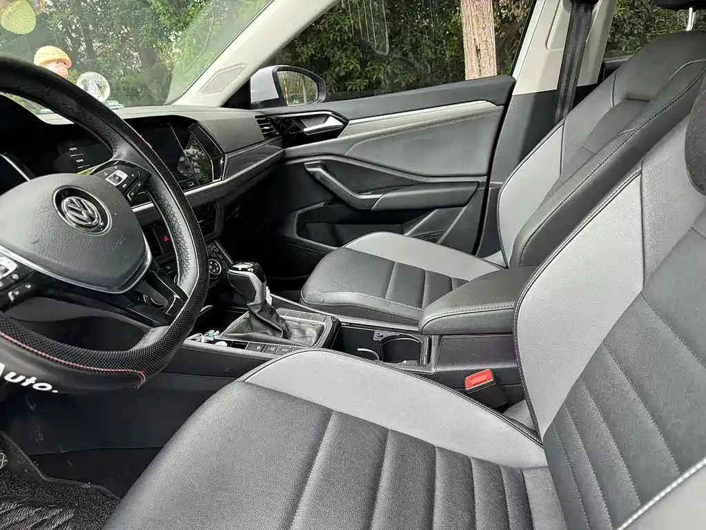 Volkswagen Sagitar — миниатюра 5