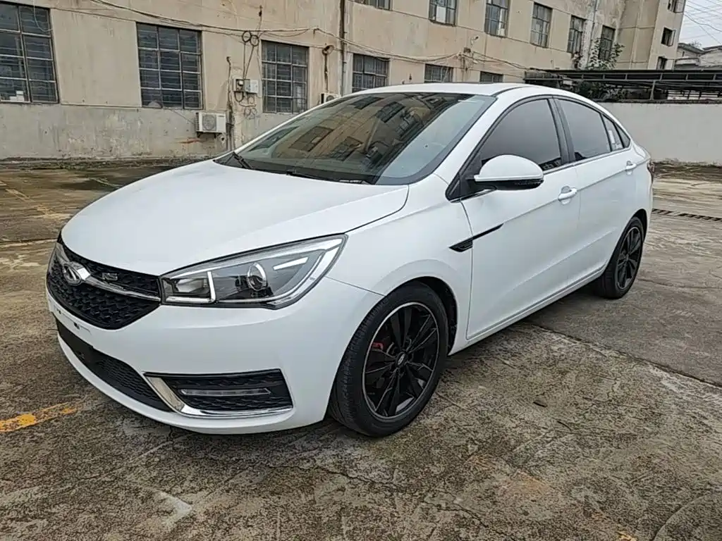 Chery Arrizo 5