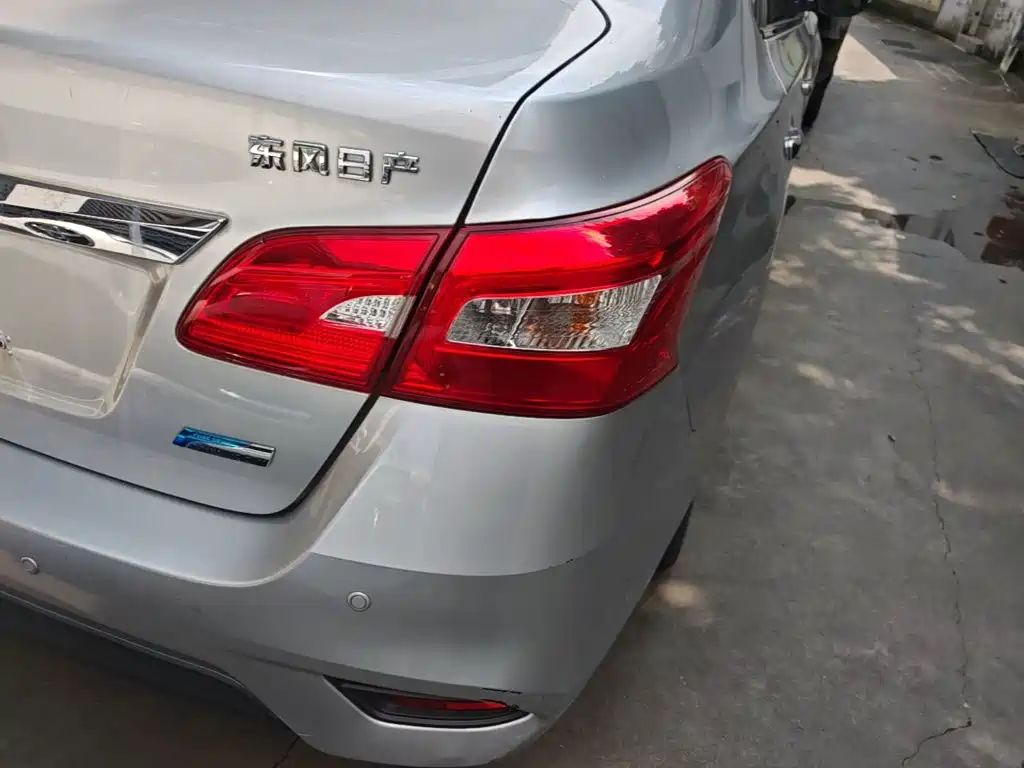 Nissan Sylphy — миниатюра 8
