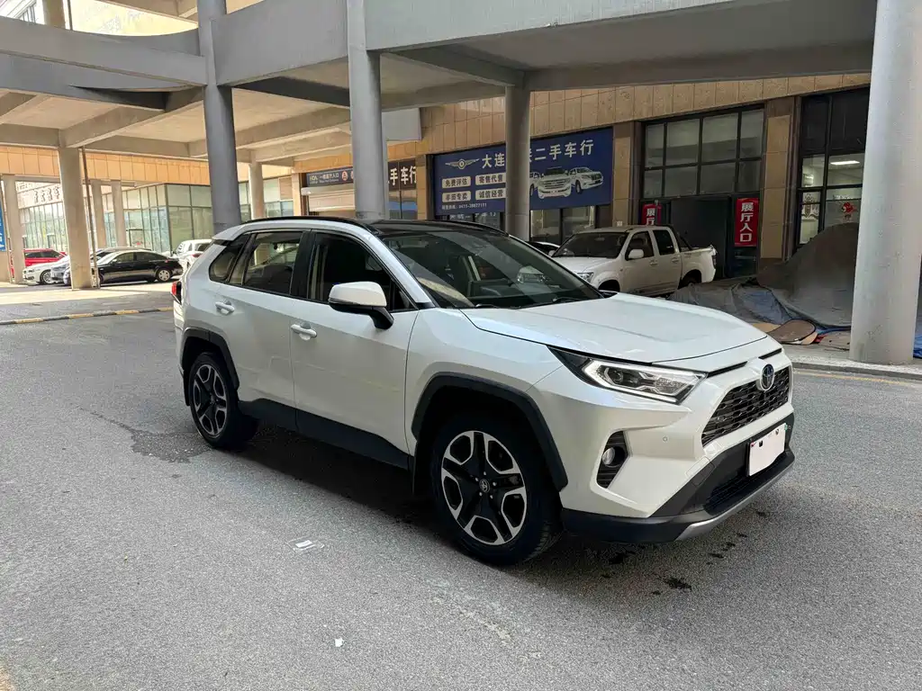 TOYOTA RAV4 RONGFANG