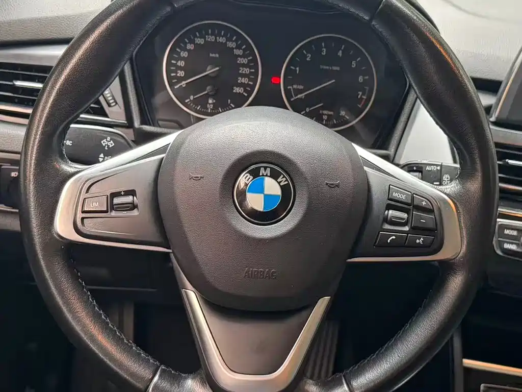 BMW 2 SERIES STATION WAGON