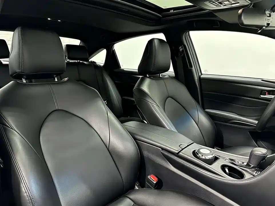 Toyota Avalon — миниатюра 8