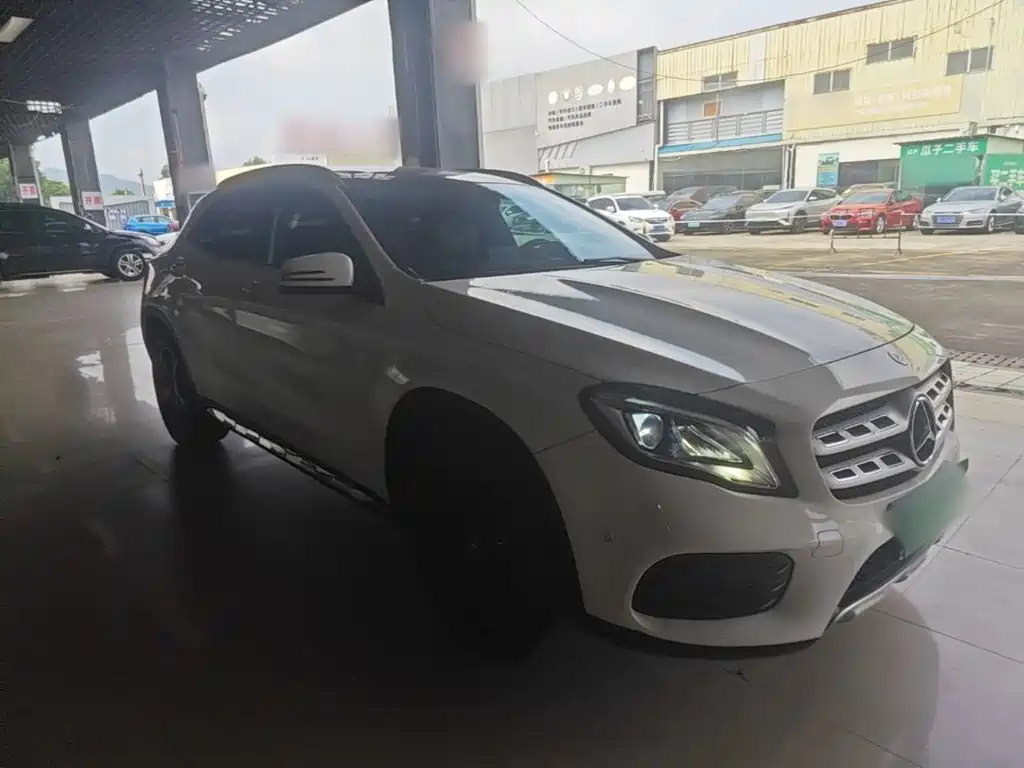 Mercedes-Benz GLA — миниатюра 4