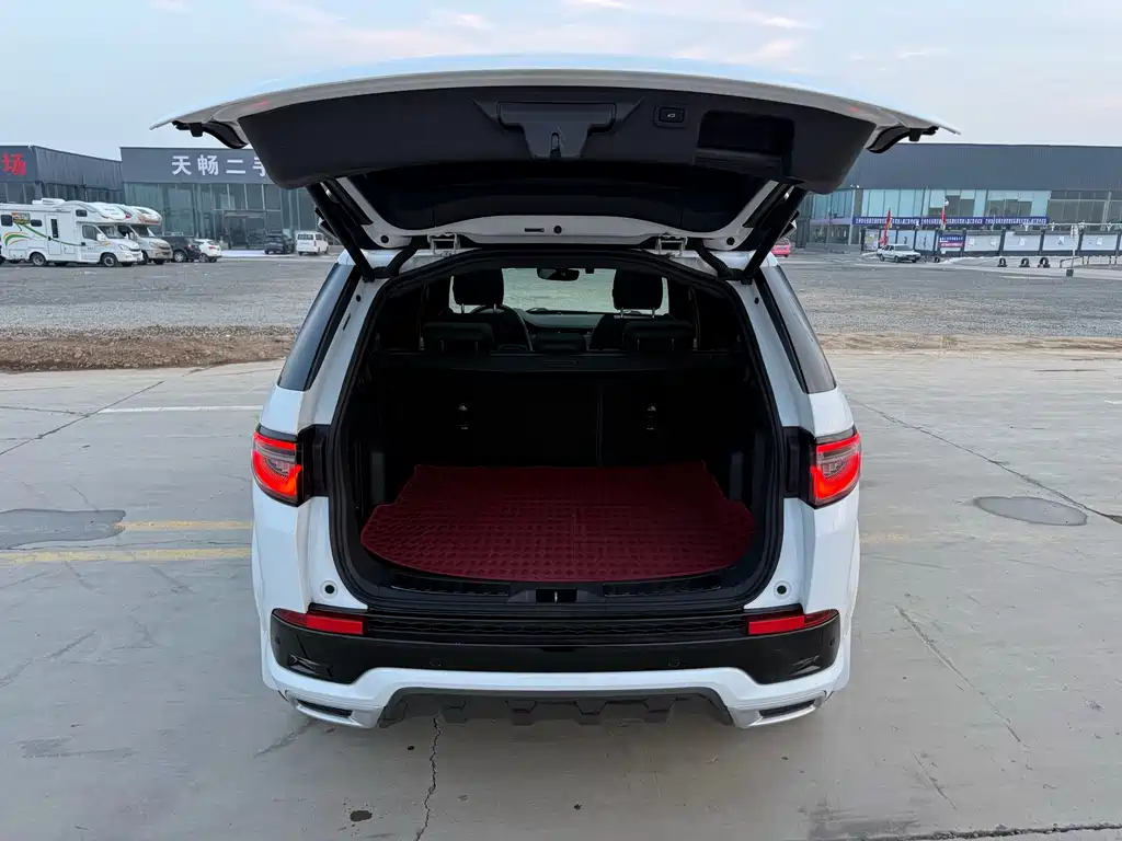 LAND ROVER DISCOVER SPORTS